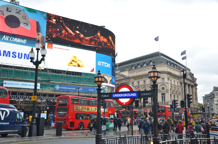 Der Piccadilly Circus in London
