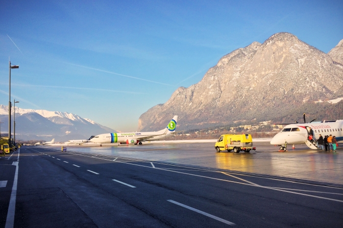 Das Rollfeld des Innsbruck Airport