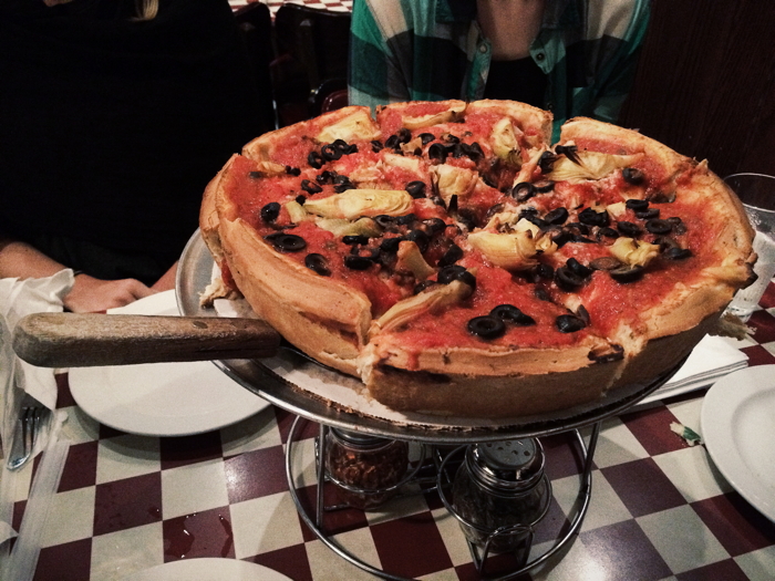 Anekdotique 2014 Travel Retrospective: A Deep Dish Pizza in Chicago