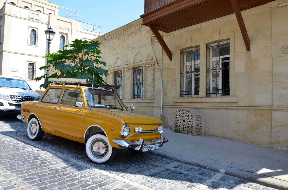 azerbaijan travel car