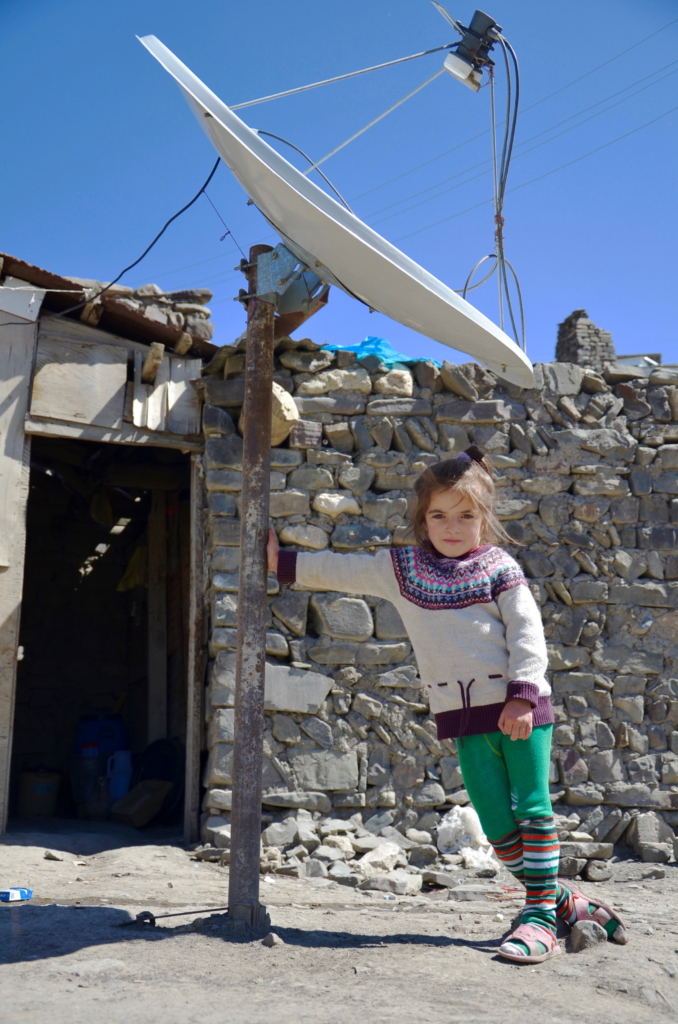 azerbaijan travel Xinaliq girl