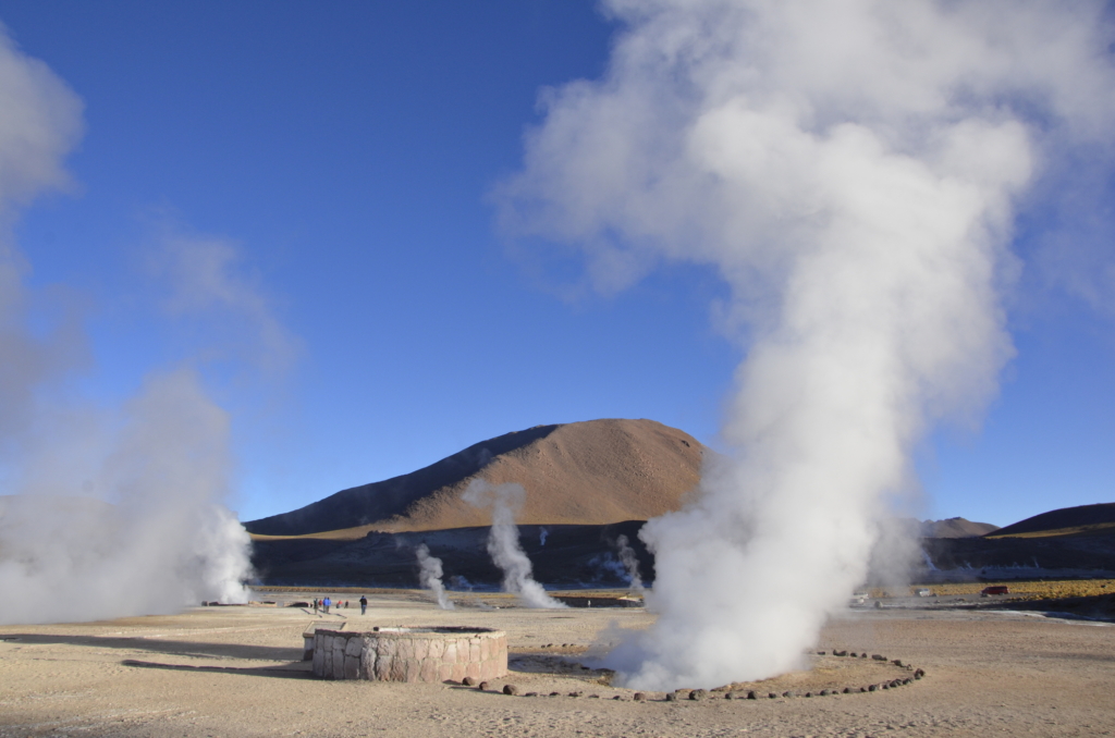 Sehenswürdigkeiten Chile wie die Geysire von El Tatio